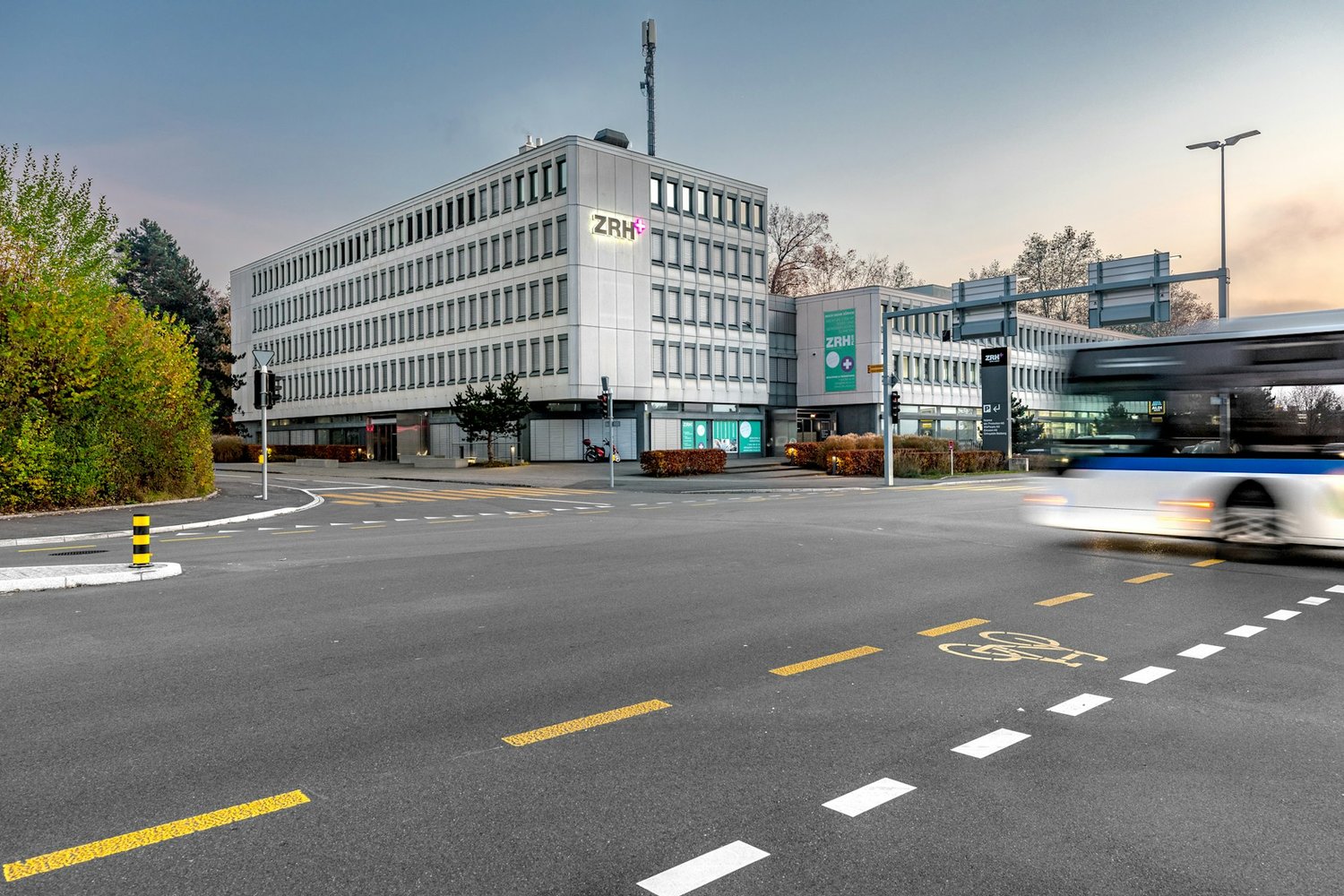 316m² office
