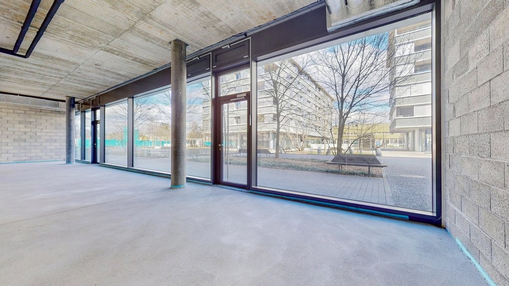 100m² Laden