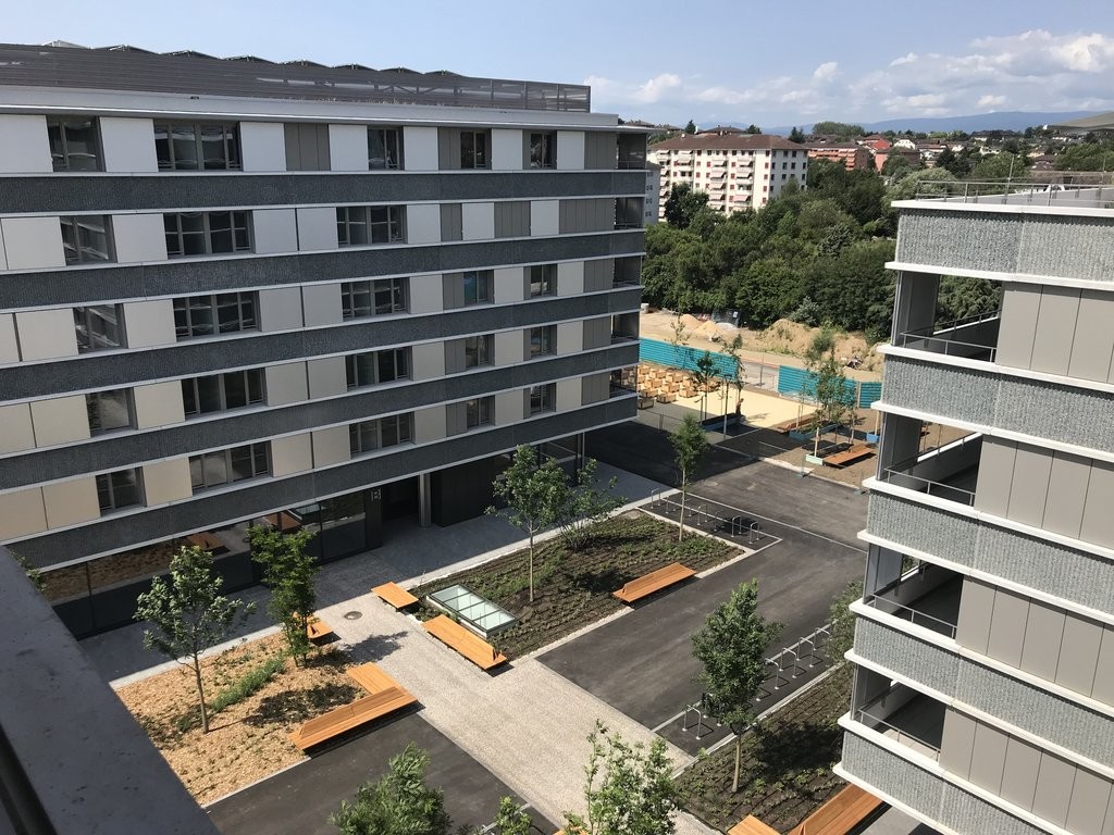 100m² Laden