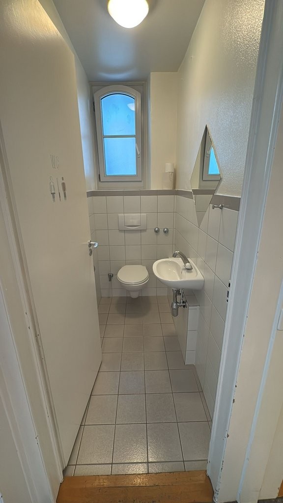 131m² office