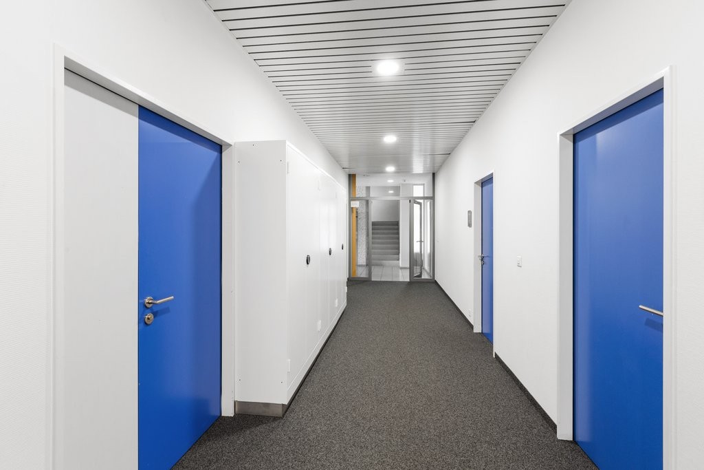 110m² office