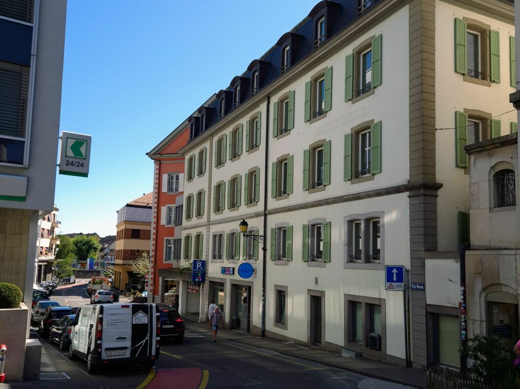 1306m² Büro