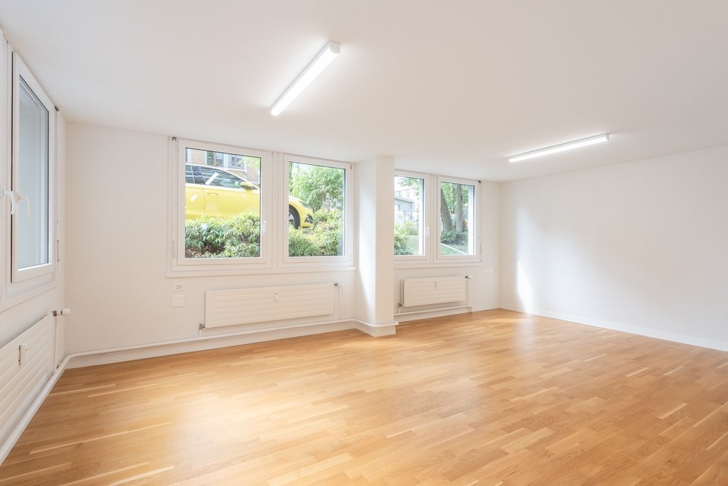 63m² office