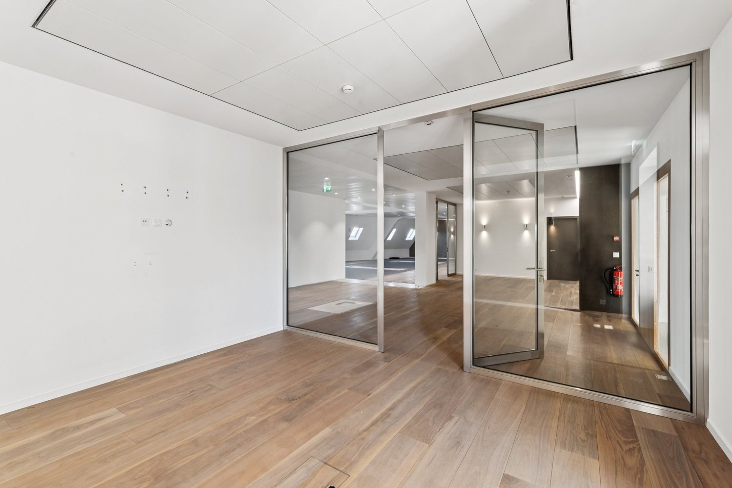 337m² Büro, Foto 7 von 9