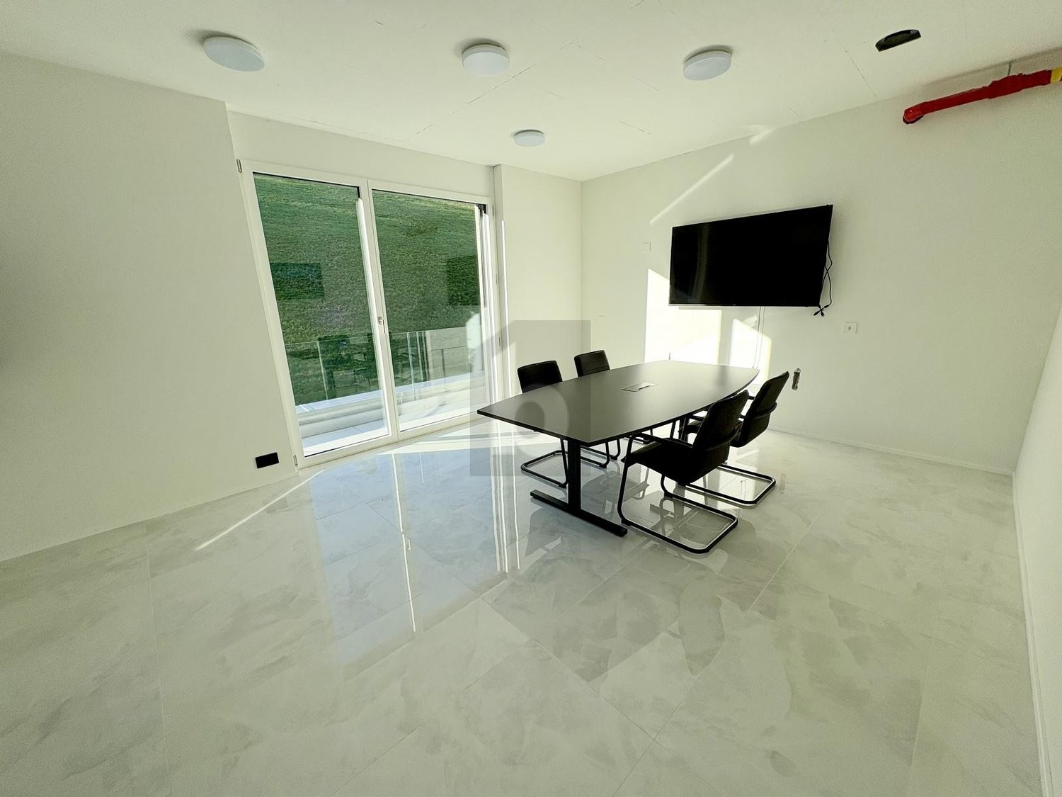 30m² office