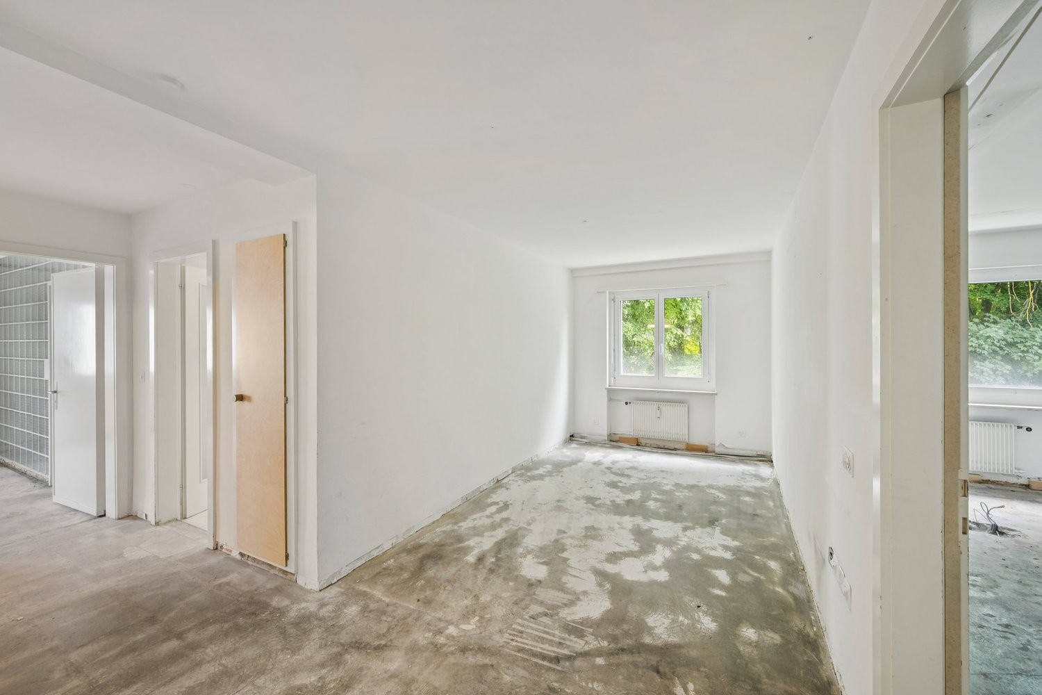 70m² office