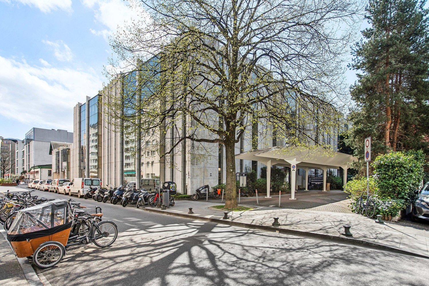 3600m² Büro