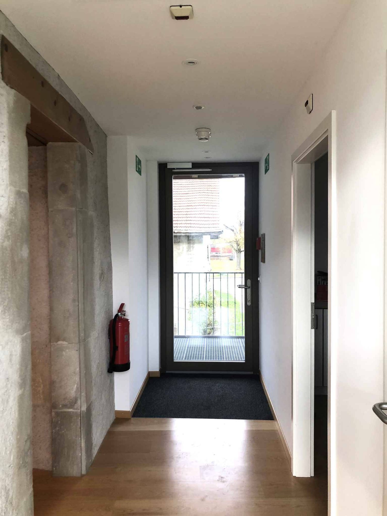 80m² Büro, Foto 2 von 6