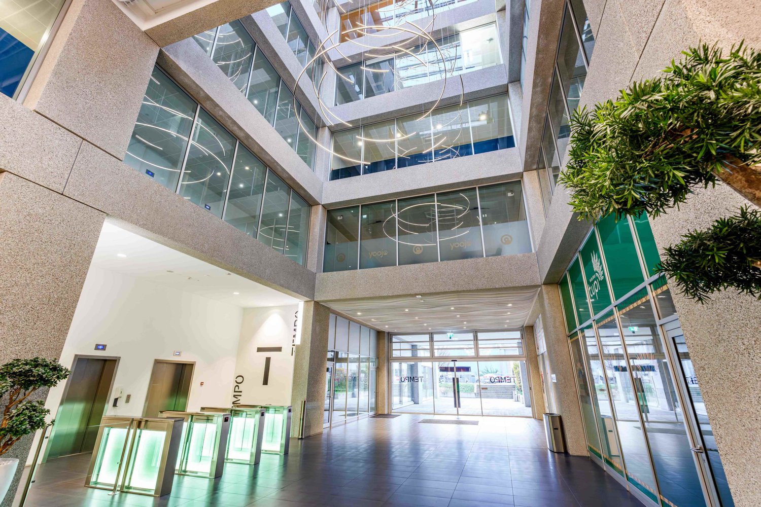 2363m² Büro