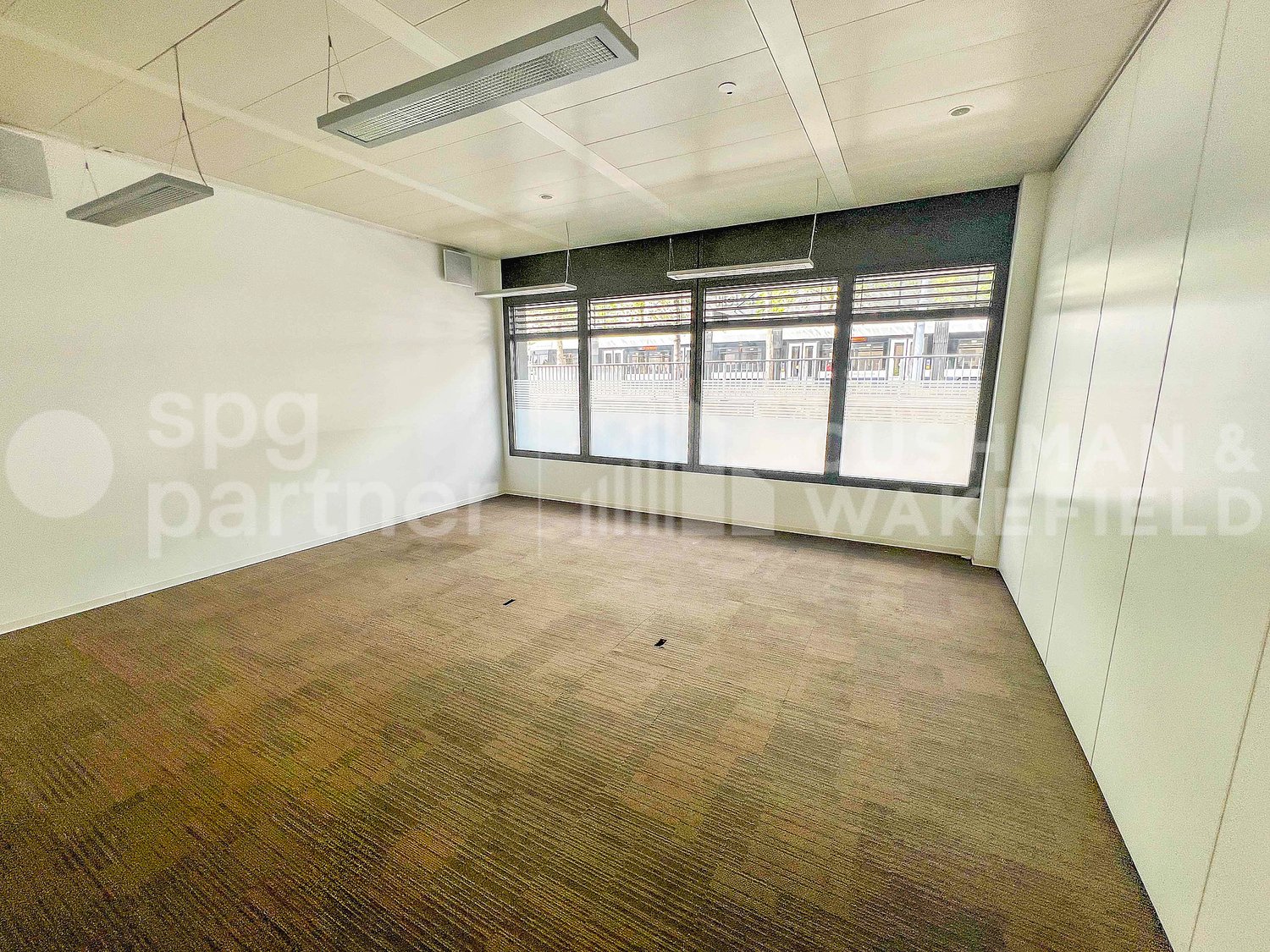 210m² Büro