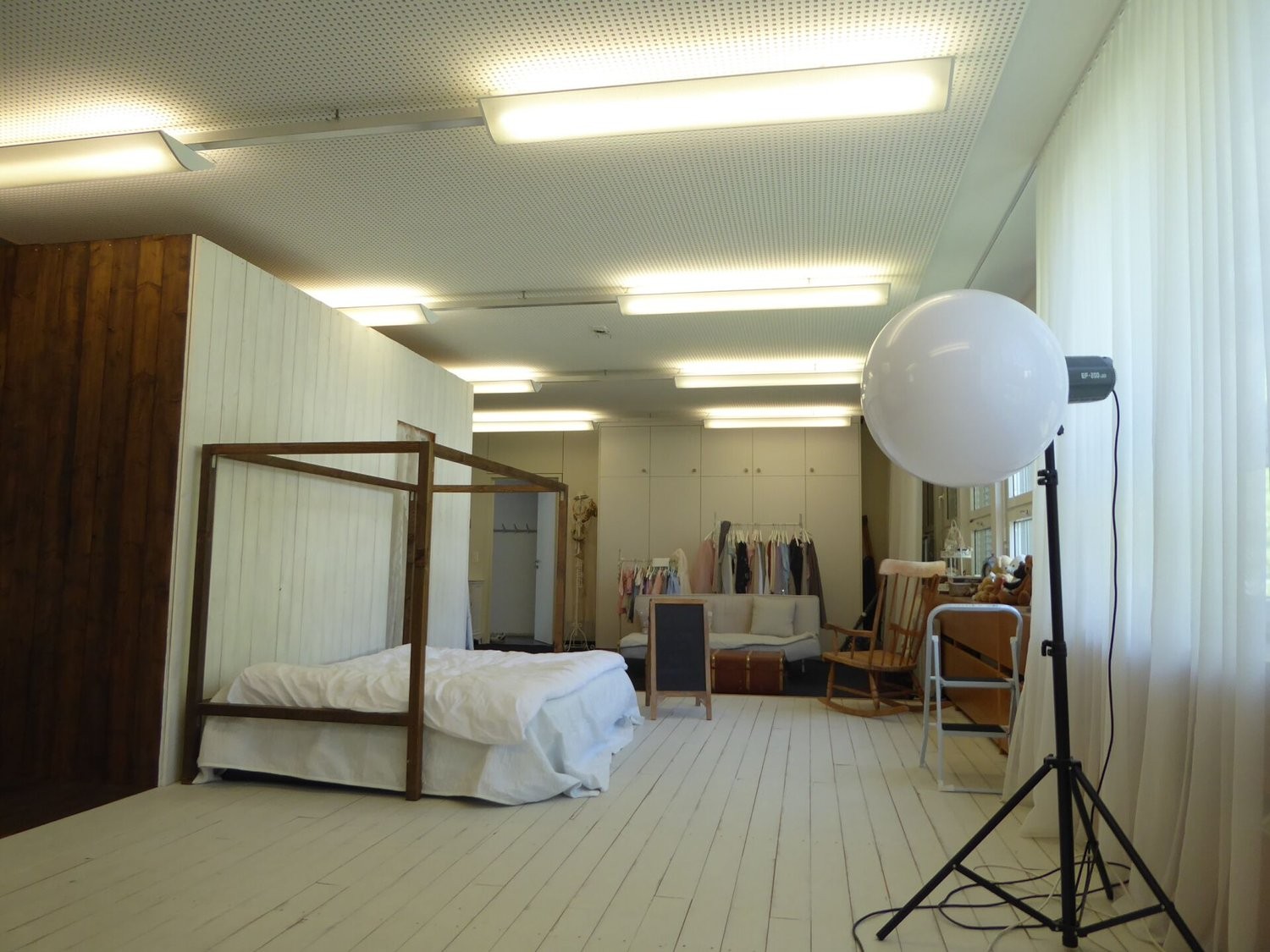 79m² office