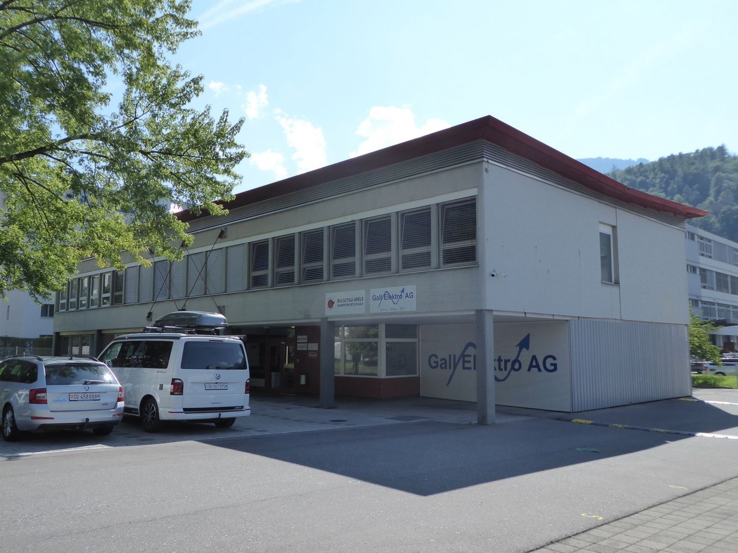 79m² office