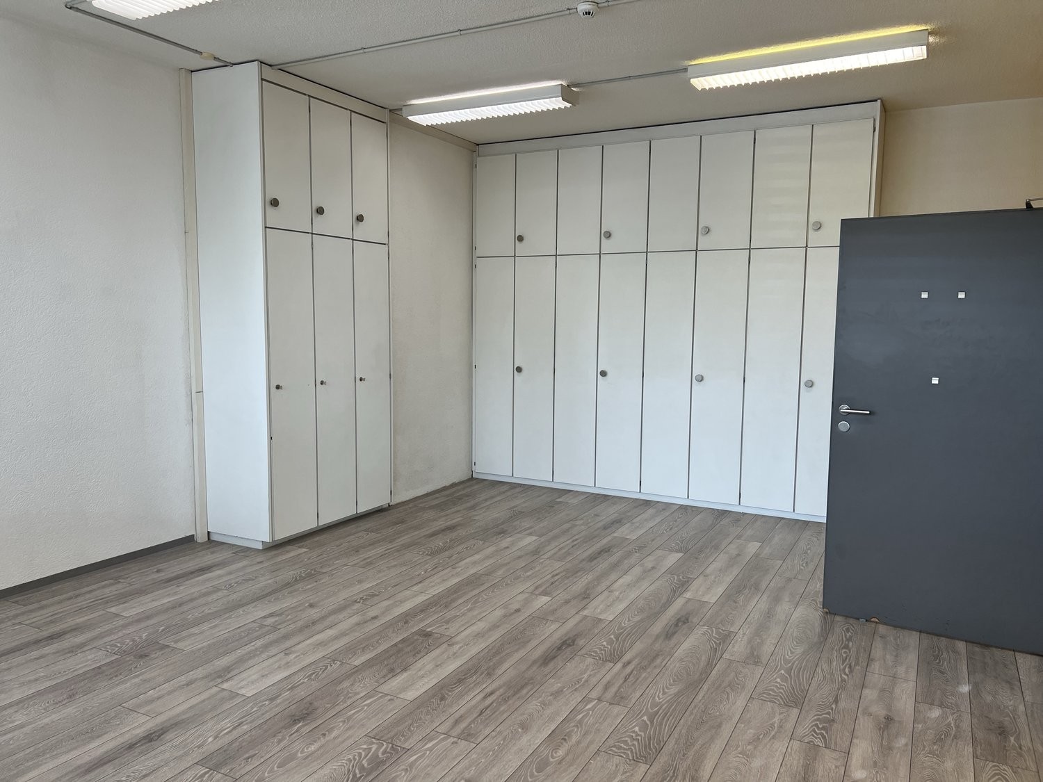 Commercial, Foto 4 von 7