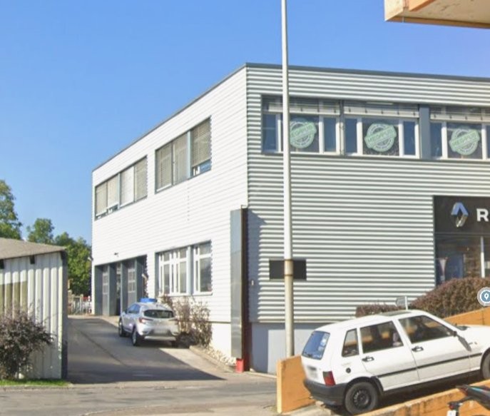 Garage

Parkplatz Nr. 17 und Nr. 21 zu vermieten,, Foto 2 von 2