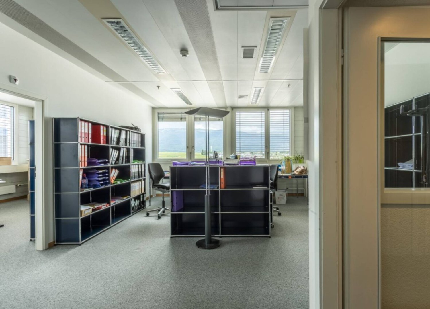 130m² Büro, Foto 3 von 5