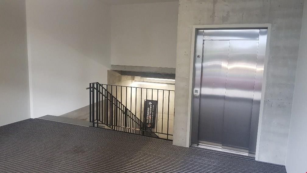 251m² commercial, Foto 3 von 9