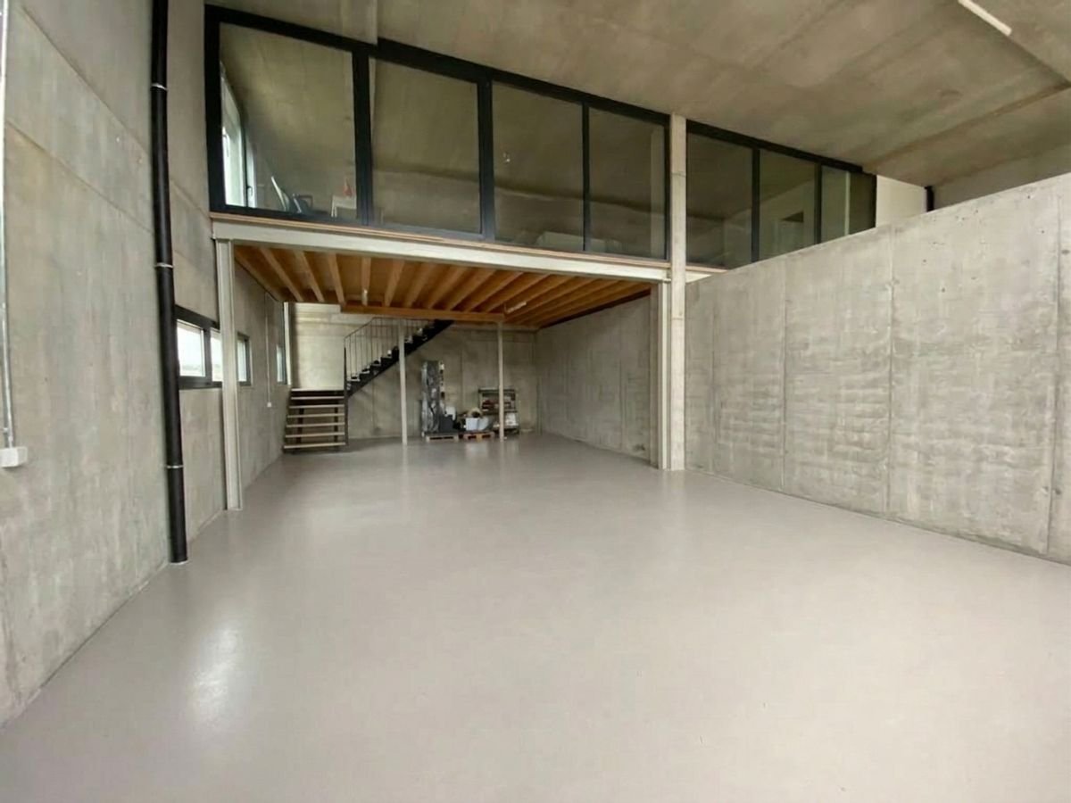 125m² industrial object, photo 6 sur 6
