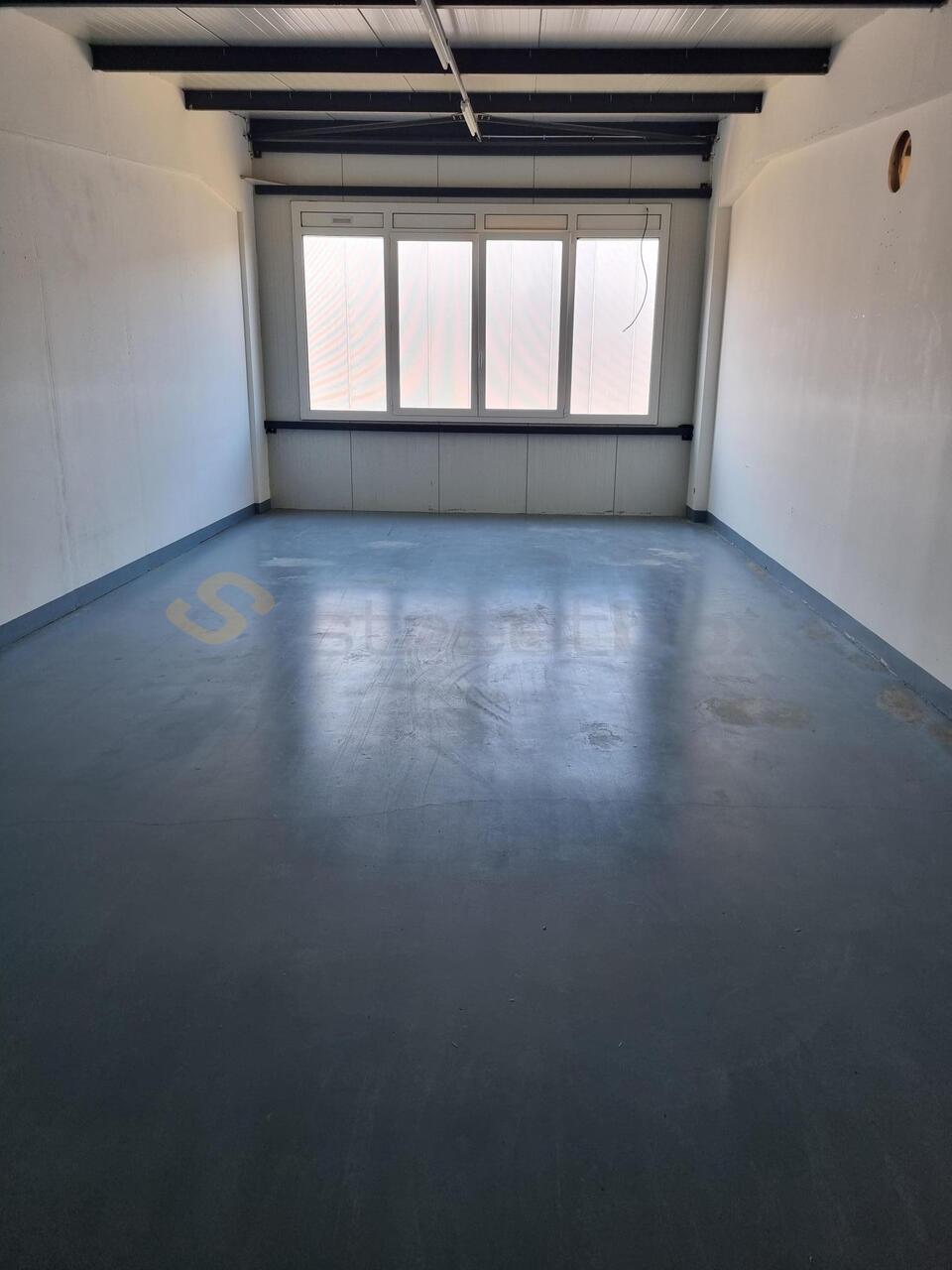 120m² commerciale