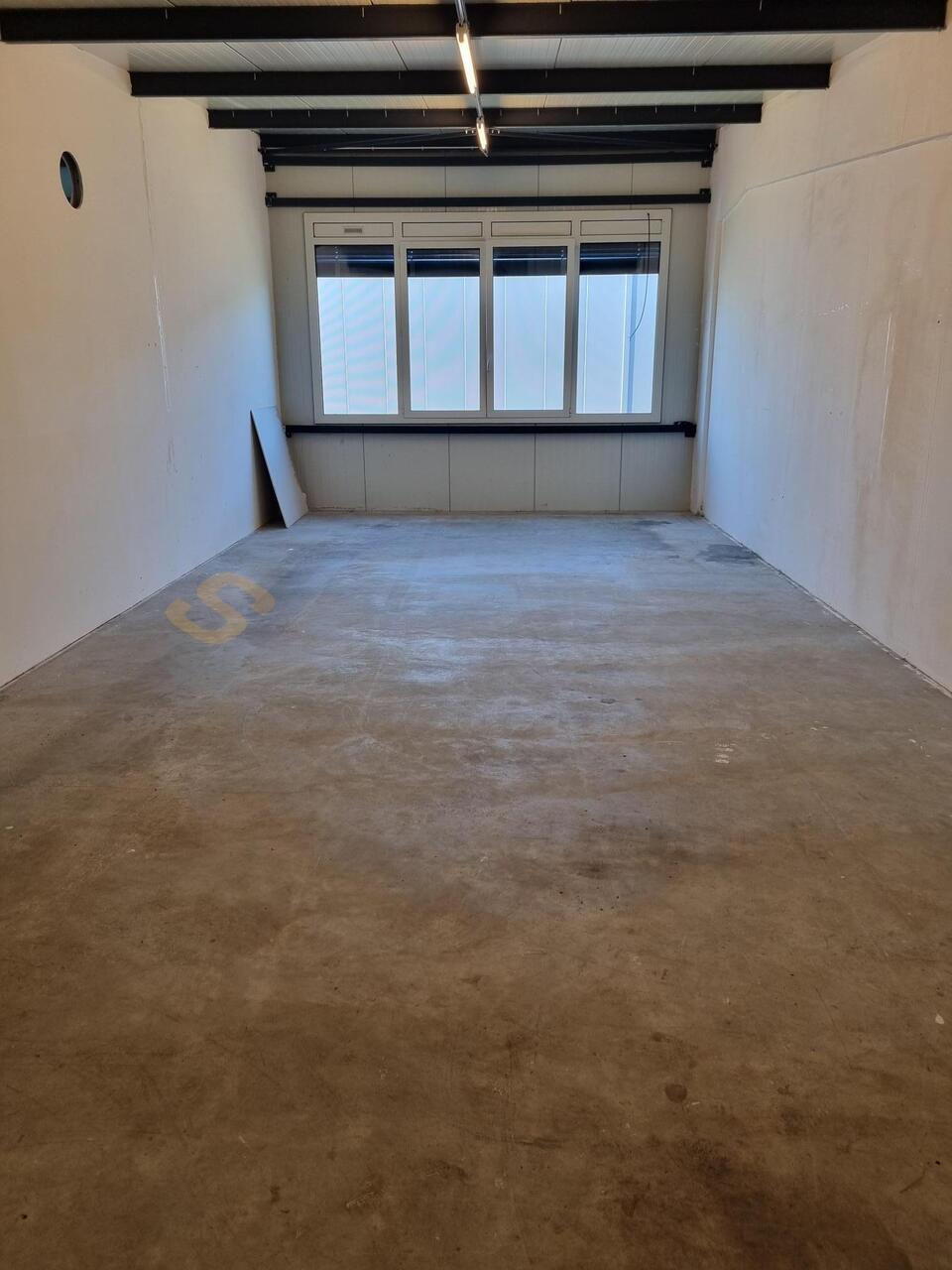 120m² commerciale