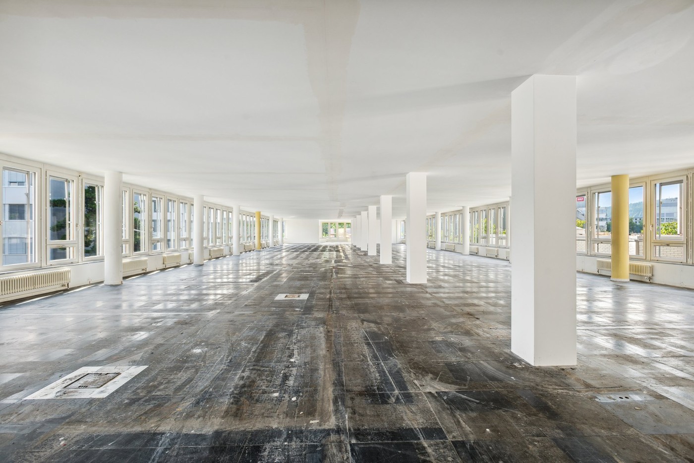 604m² office, Foto 2 von 10