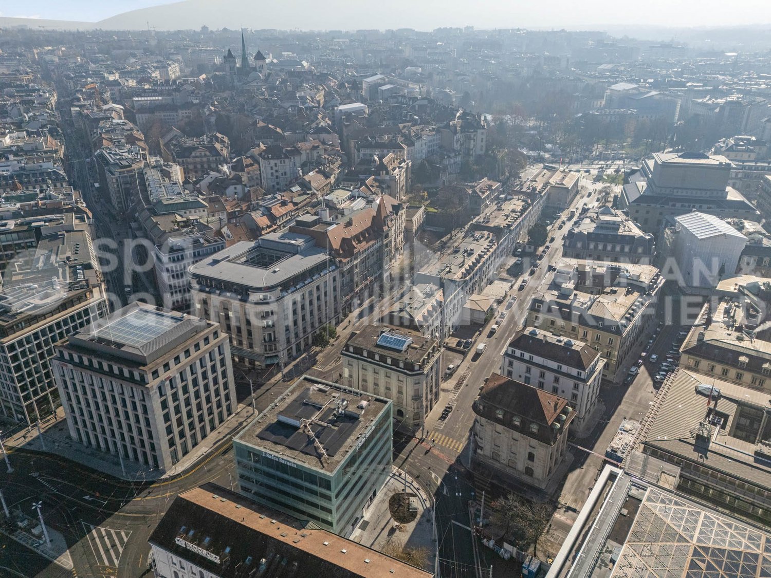 925m² Büro, Foto 2 von 10