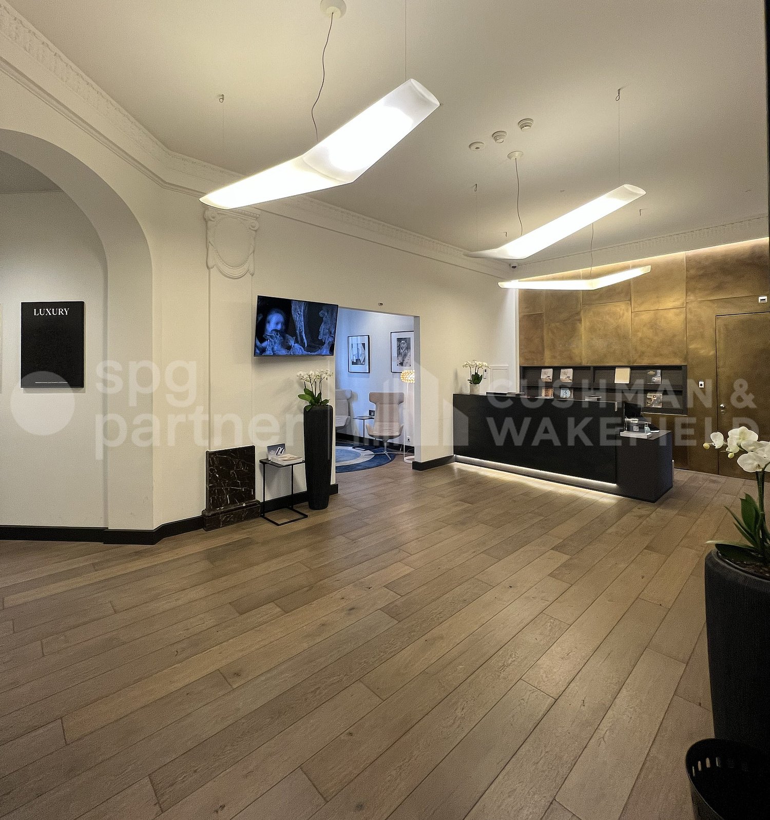 925m² Büro, Foto 8 von 10