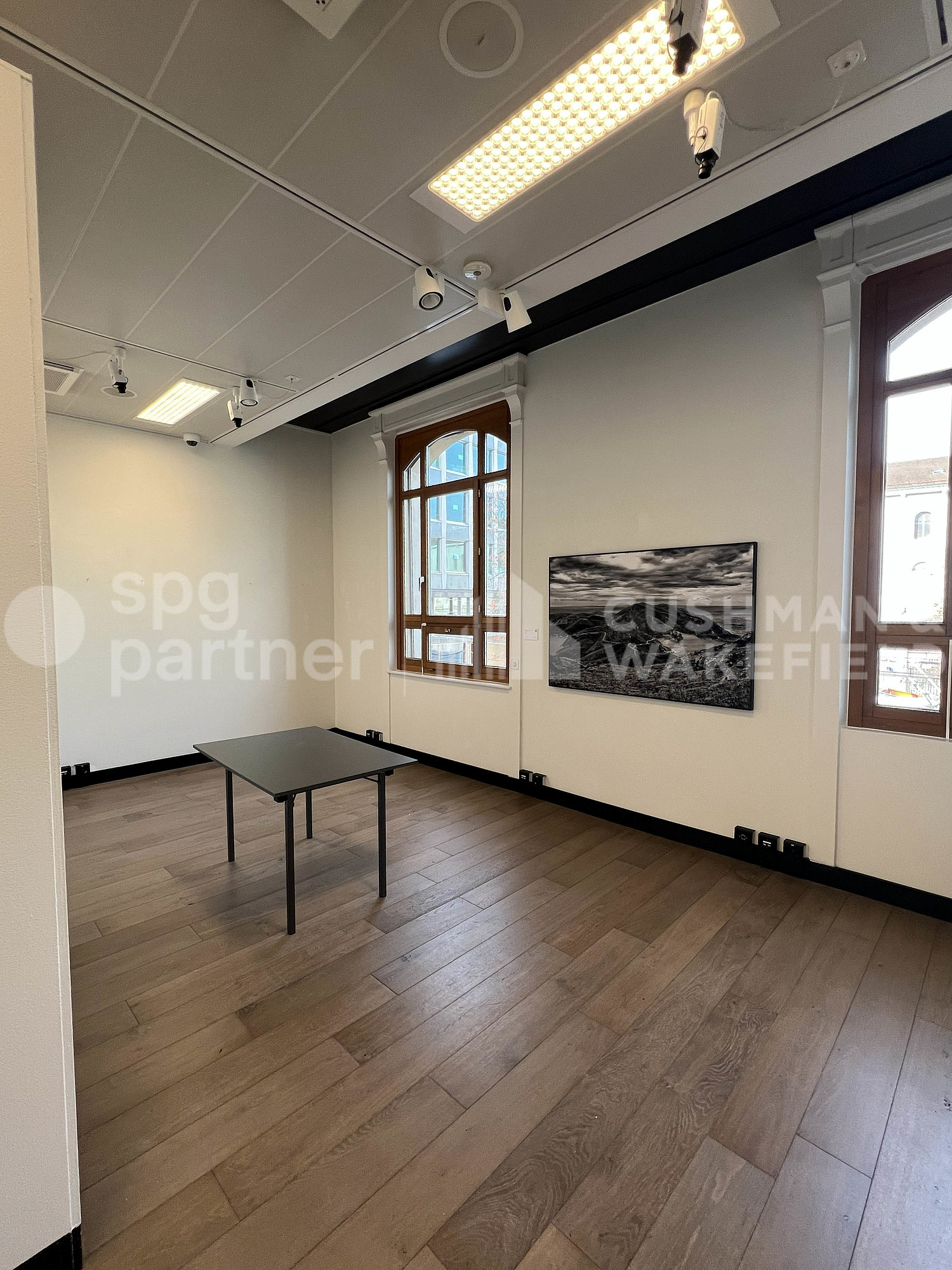 925m² Büro, Foto 9 von 10