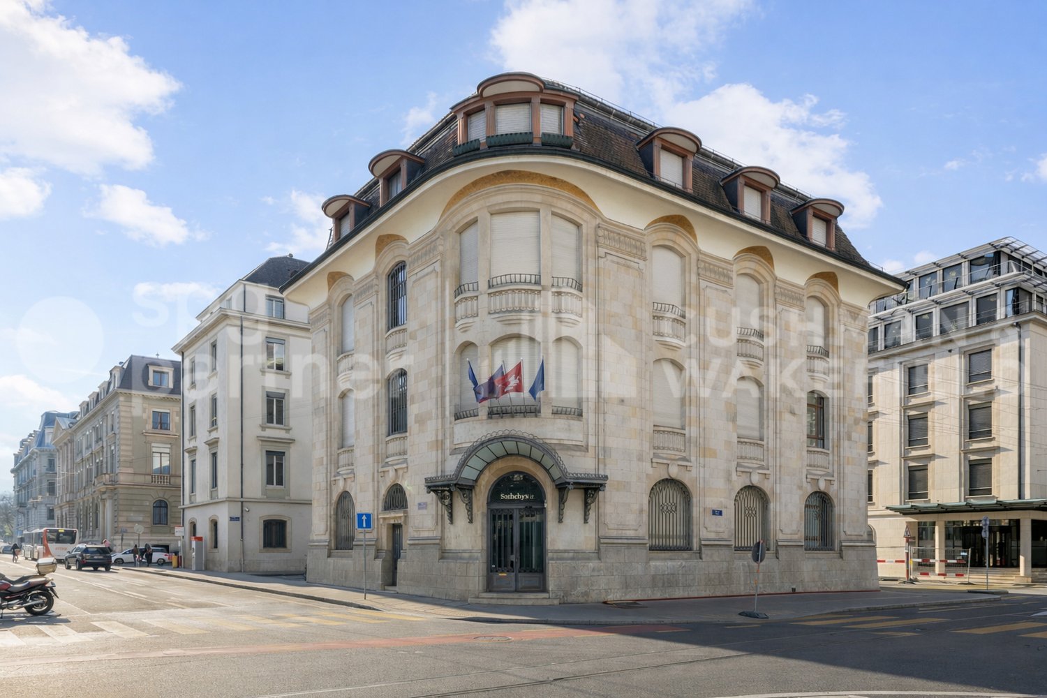 925m² Büro, Foto 1 von 10