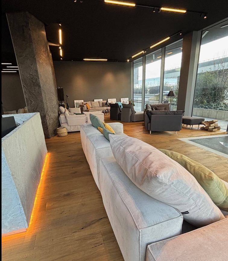 28m² commercial, photo 2 sur 5