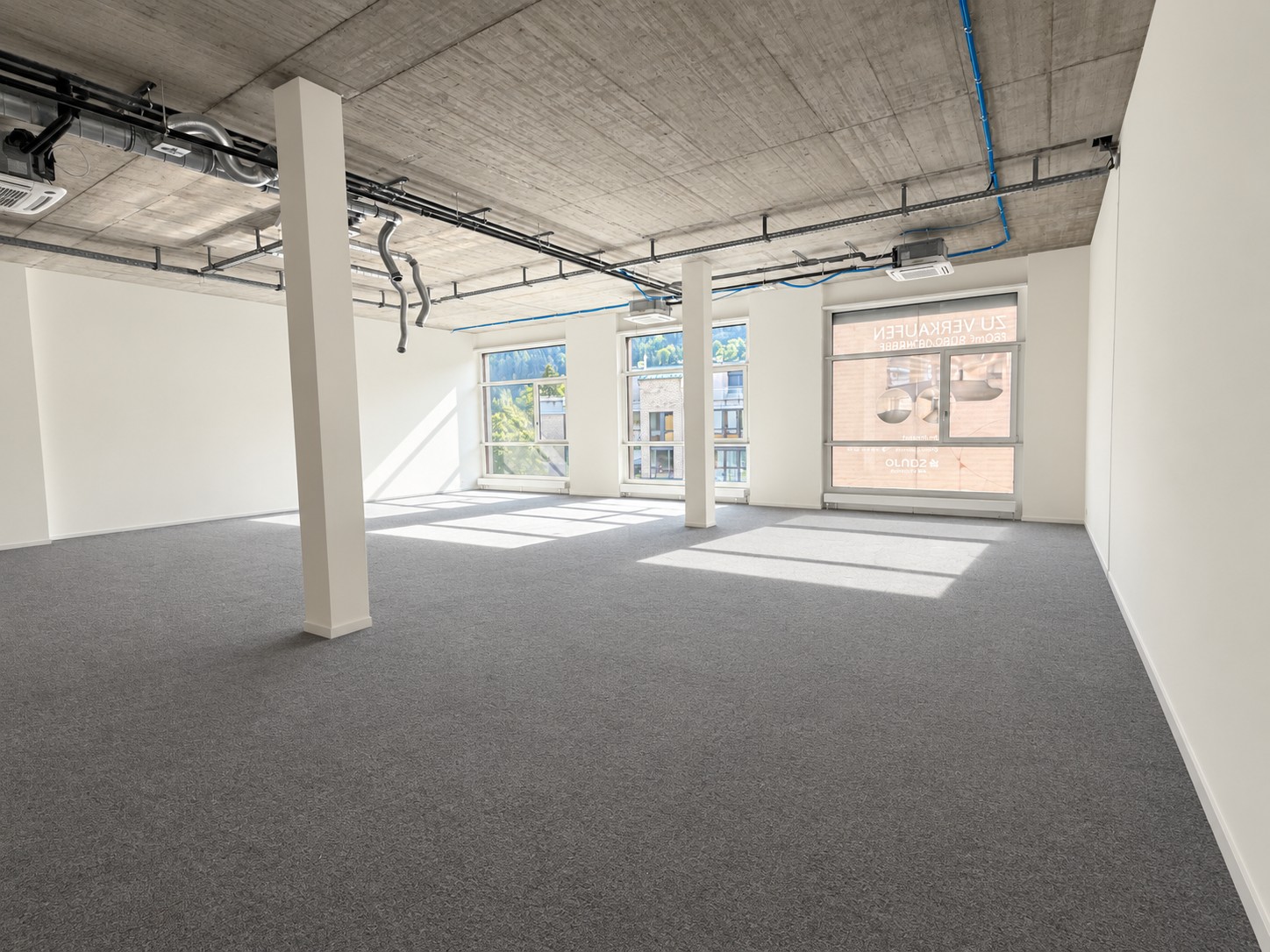 152m² office, Foto 1 von 4
