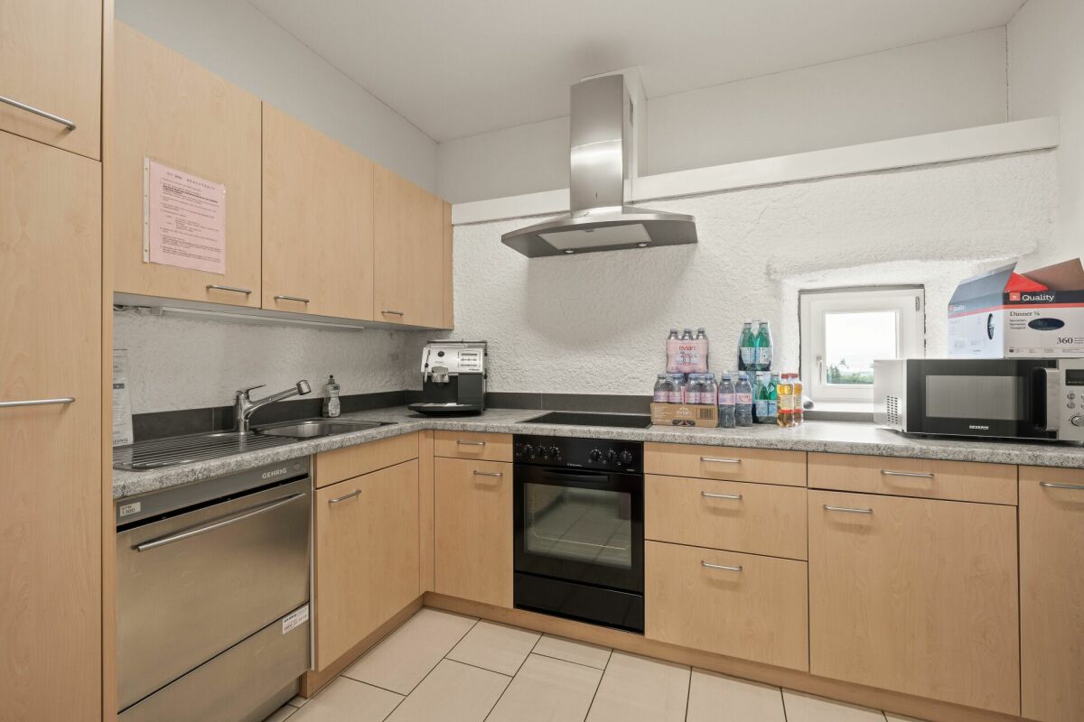 25m² office