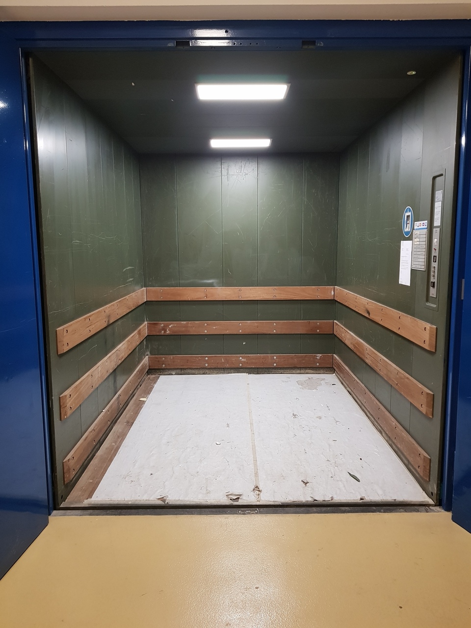 53m² ufficio, foto 2 di 4
