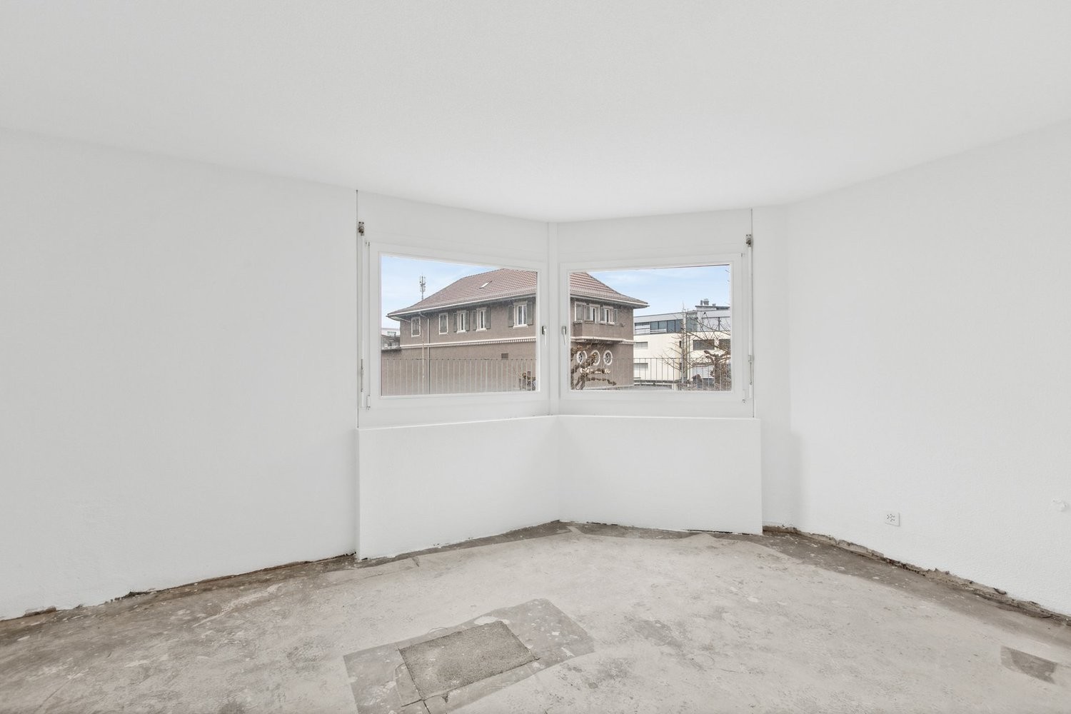 114m² cabinet