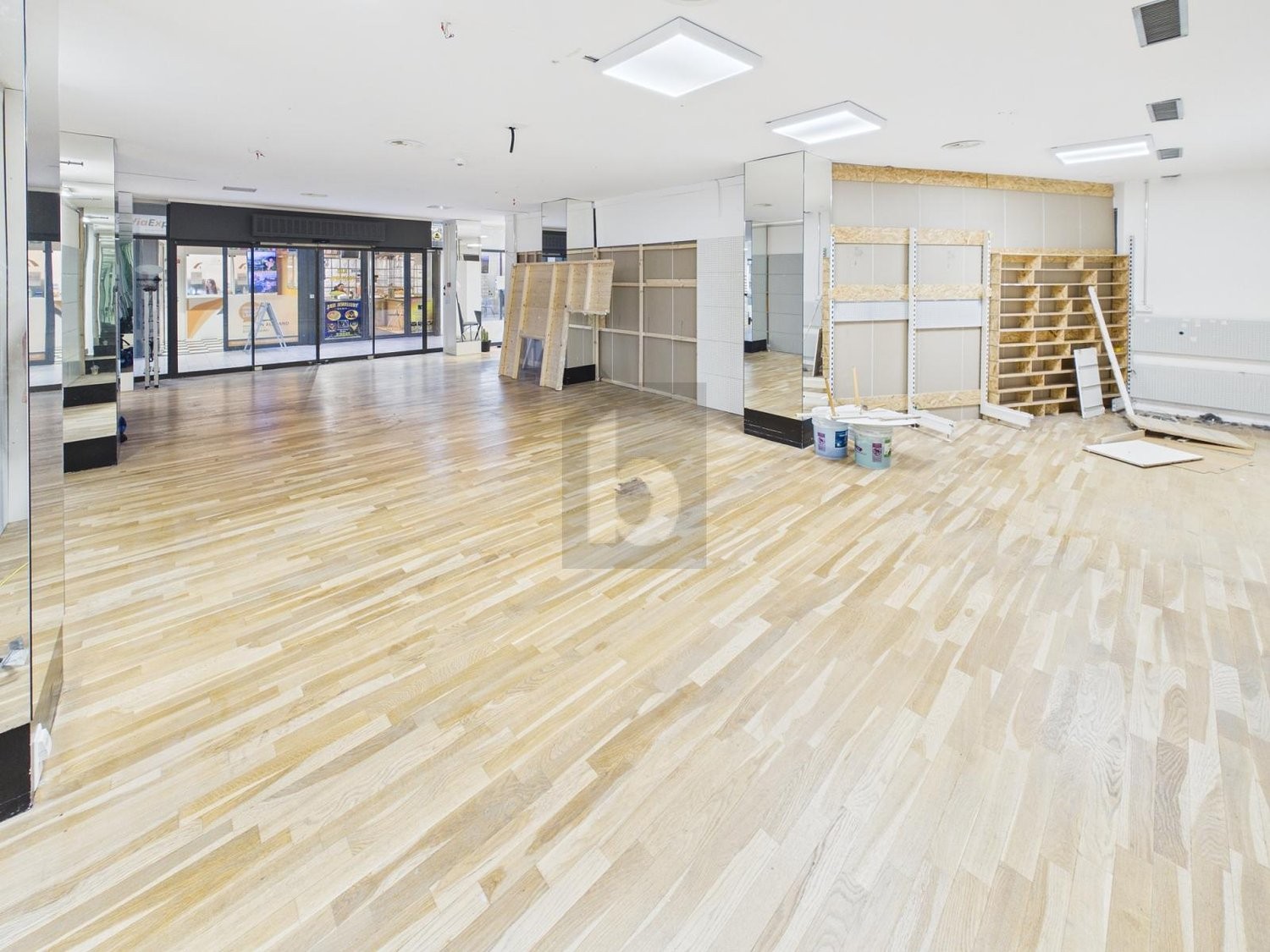 Shop, Foto 1 von 4