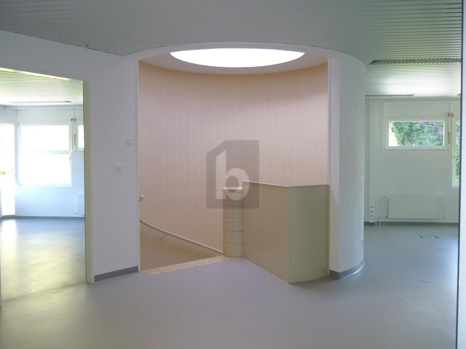 208m² Büro, Foto 4 von 4