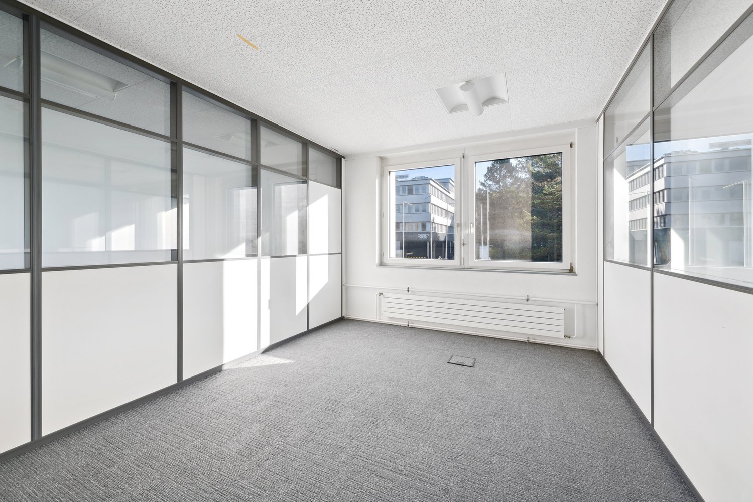 167m² office, Foto 2 von 10