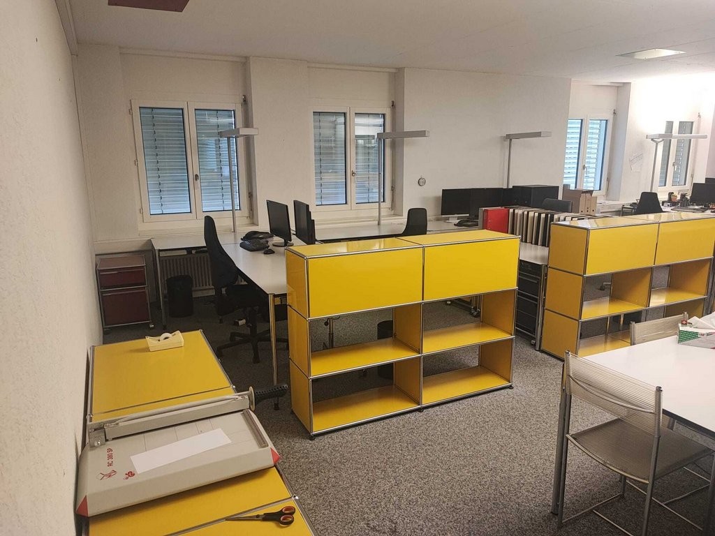121m² office