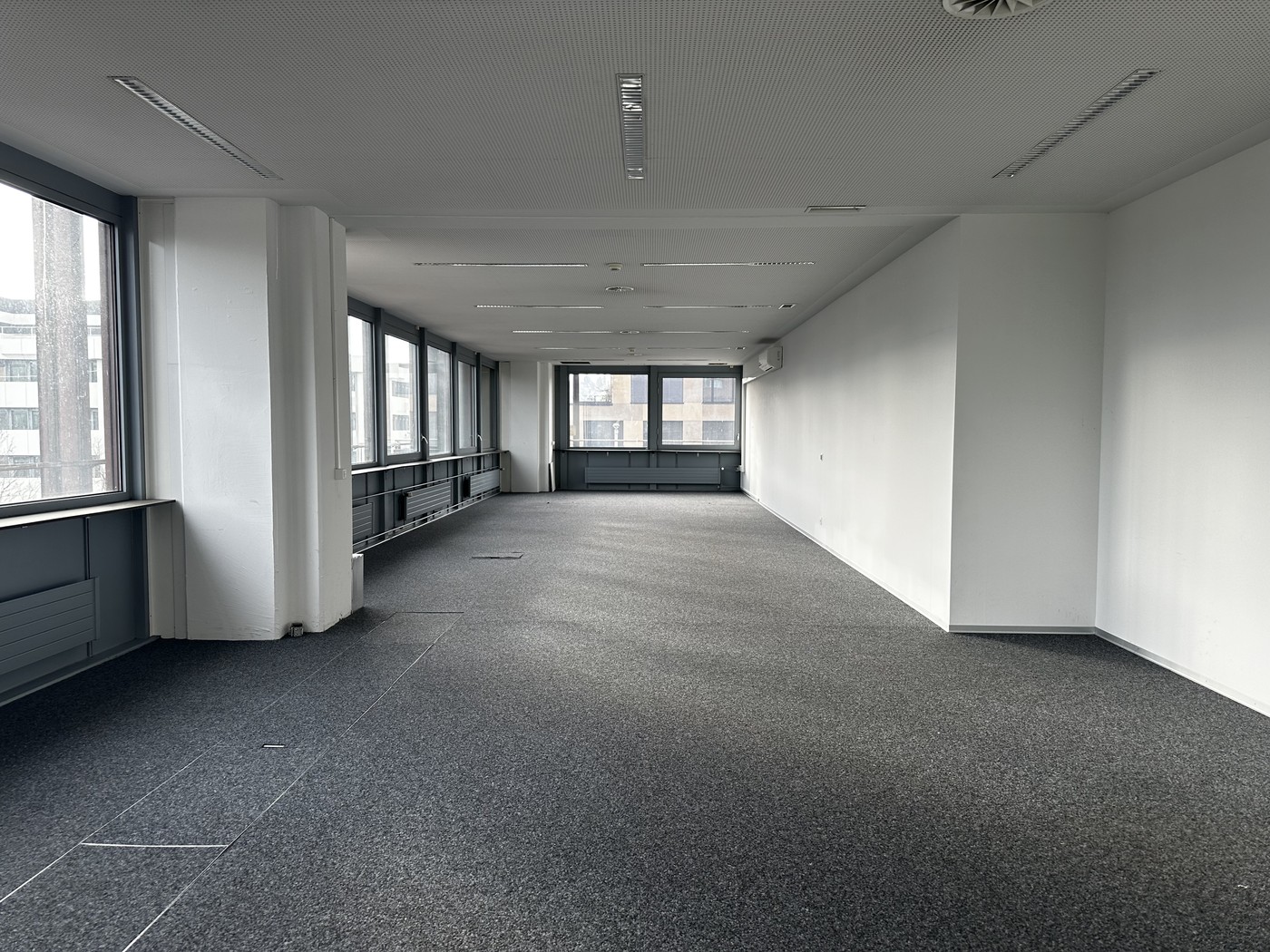 22-809m² office, Foto 2 von 4