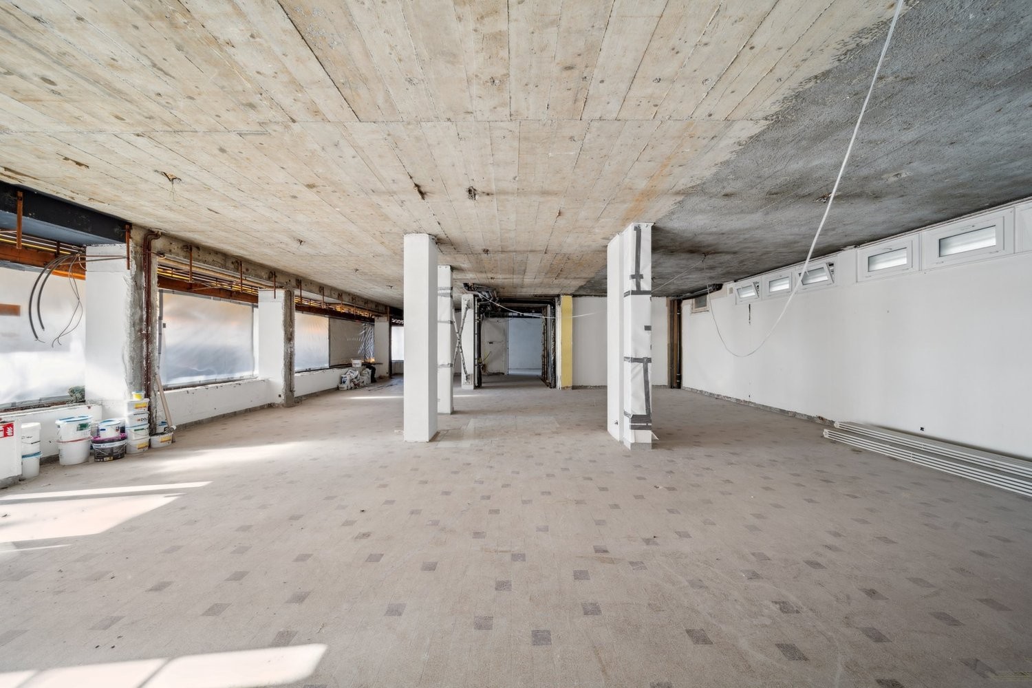 360m² Laden, Foto 4 von 5