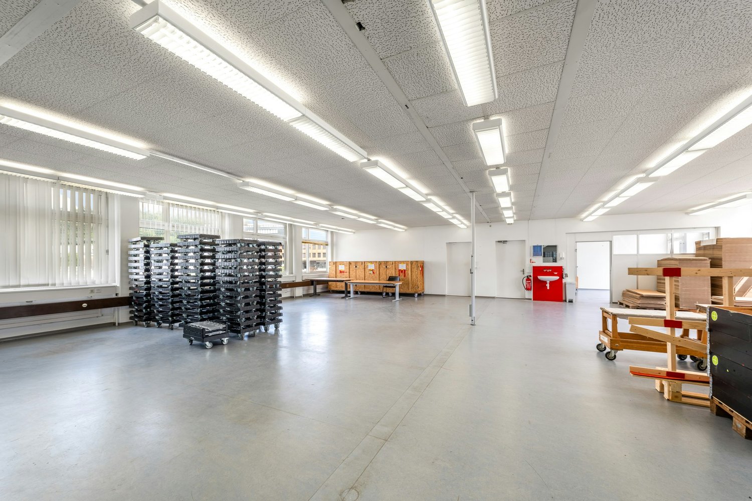346m² commercial