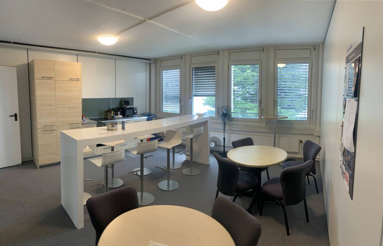 800m² Büro