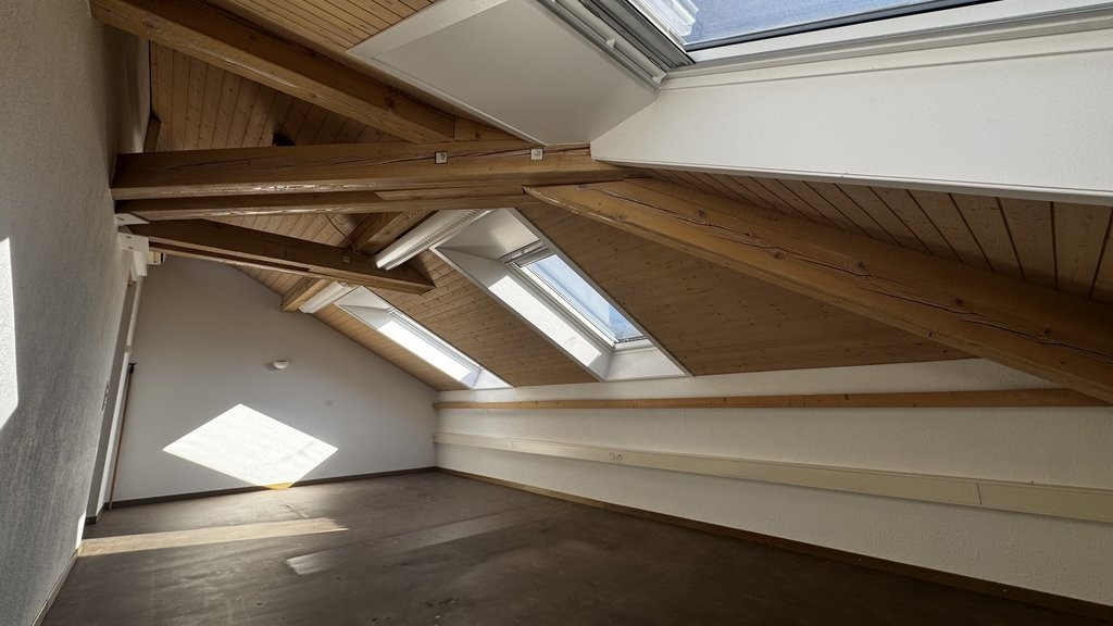 149m² office