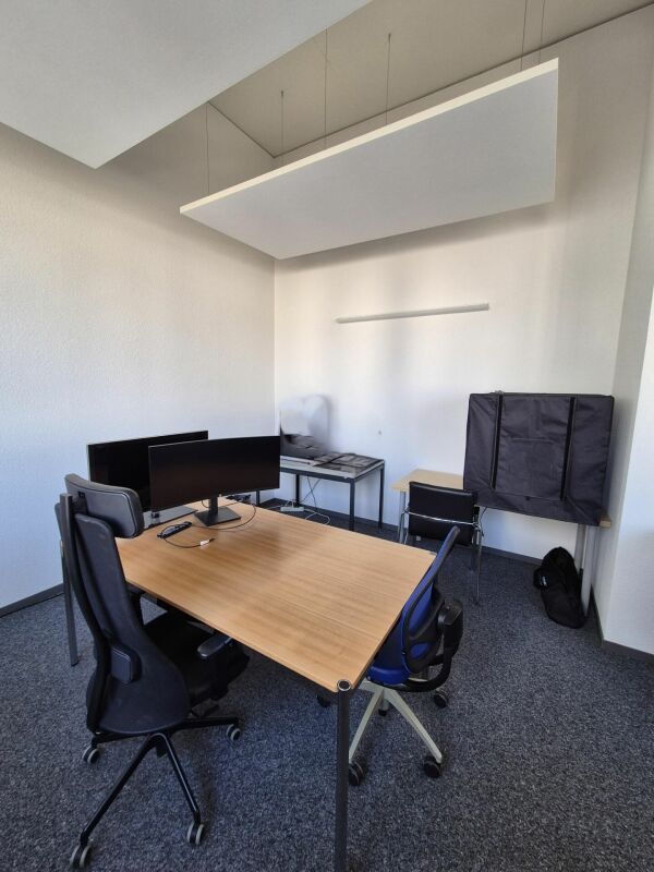 28m² office
