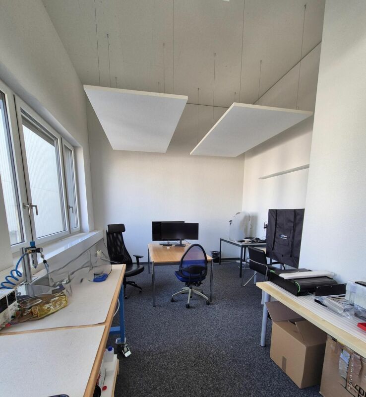 28m² office
