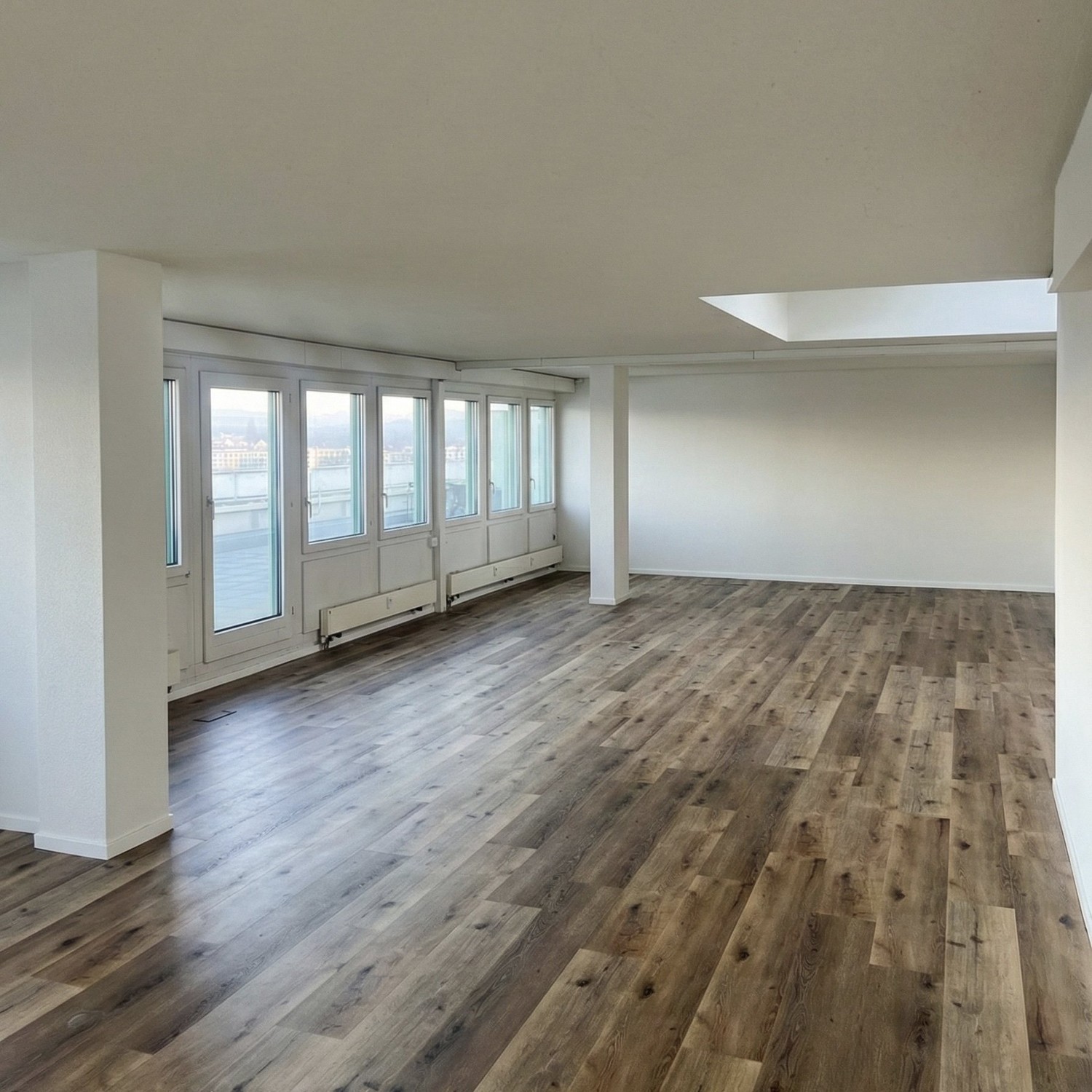 90m² office