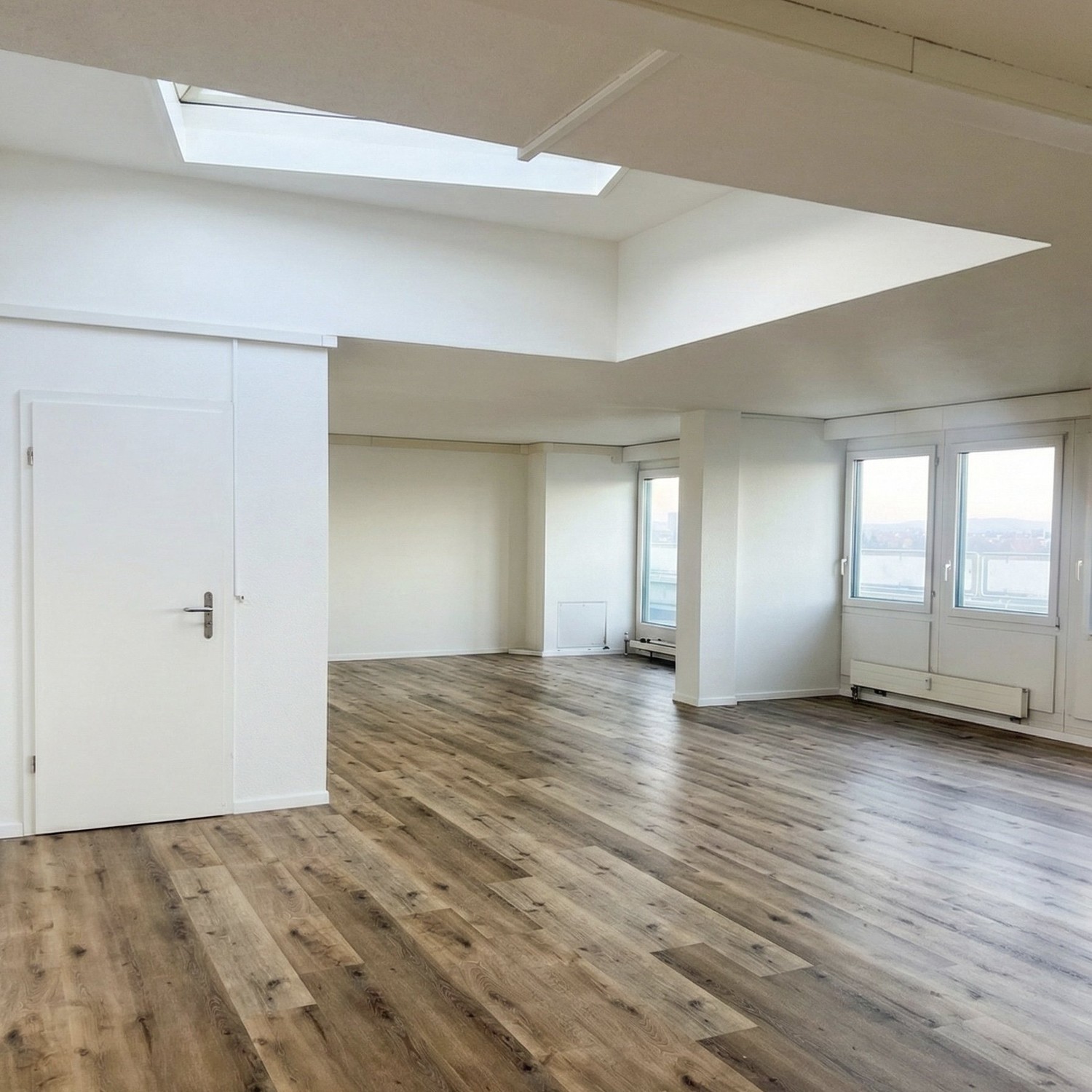 90m² office