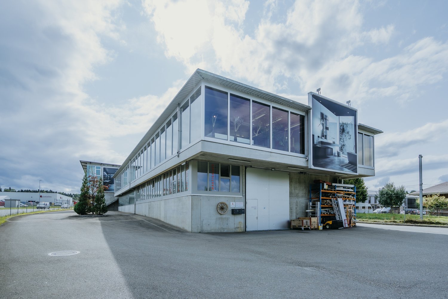 2850m² industrial object, Foto 1 von 10