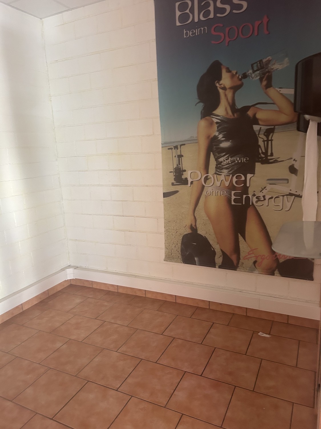 90-90m² commercial