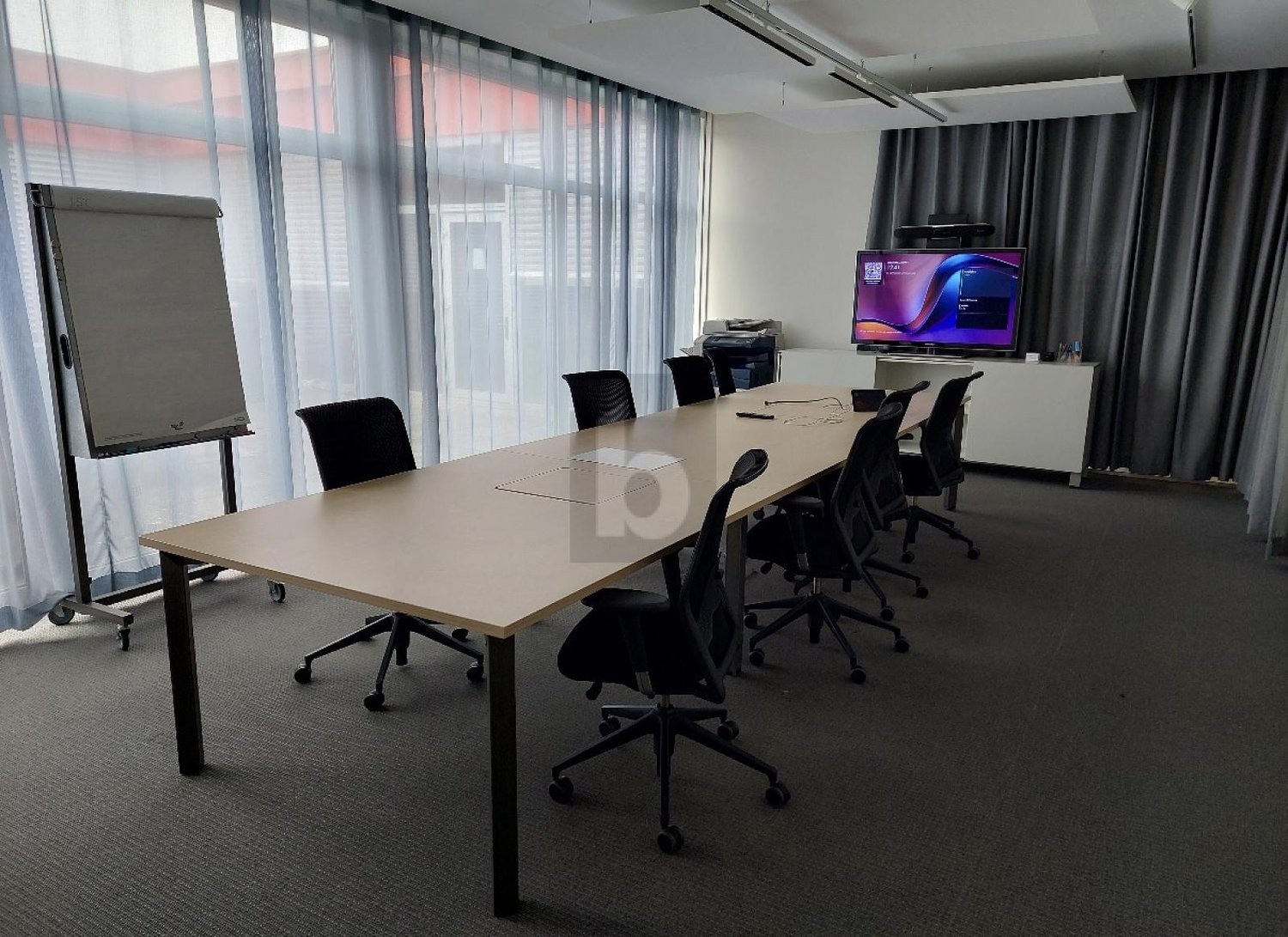 208m² office, Foto 2 von 4
