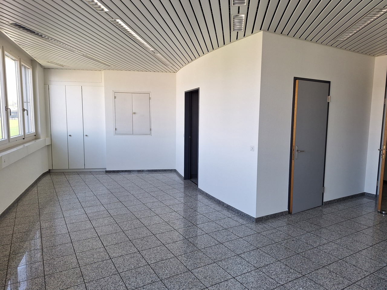 18m² office